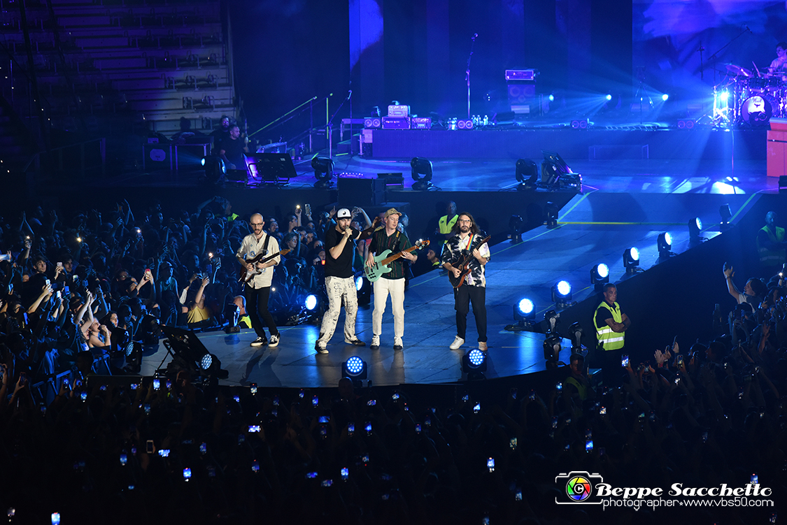 VBS_1633 - Concerto Pinguini Tattici Nucleari - Dove eravamo rimasti tour 2022.jpg